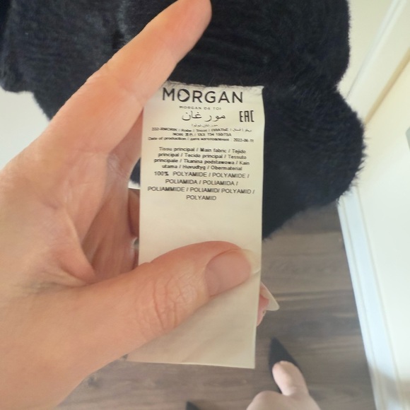 Morgan De Toi Black Sheath Dress with Mock Neck and Cuffed Sleeves - Picture 4 of 4